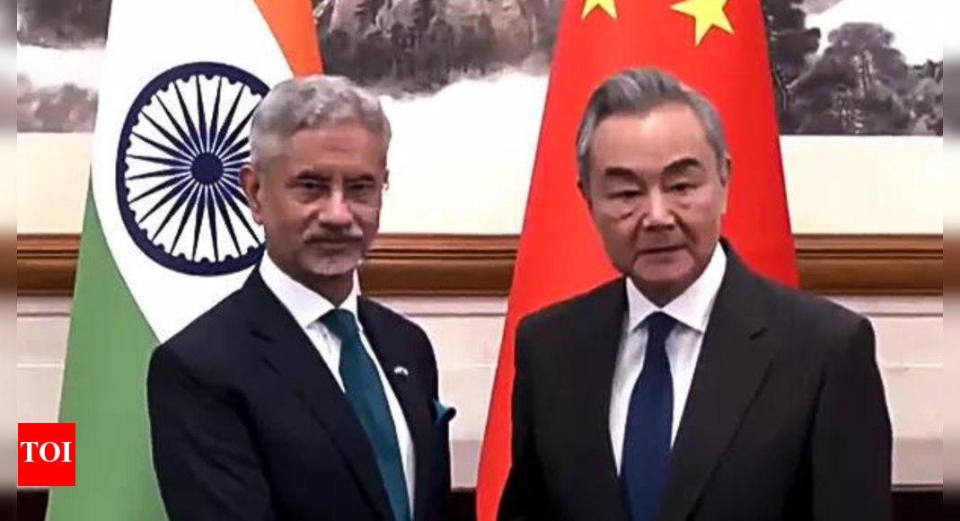 talks-on-border-issue:-chinese-fm-wang-yi-to-visit-india-next-week