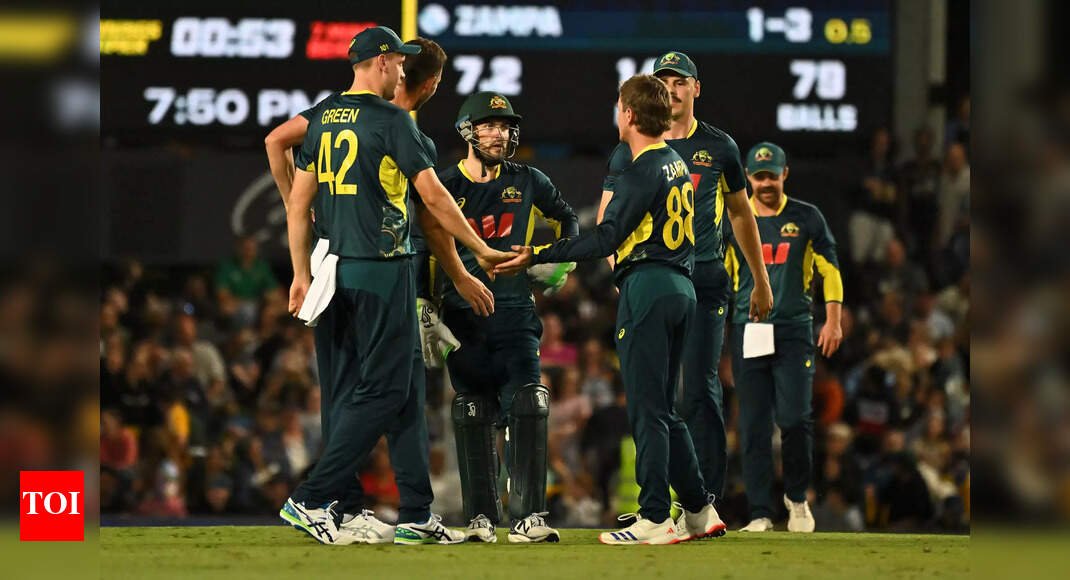 aus-vs-sa-3rd-t20i:-why-are-australia-players-wearing-black-armbands?