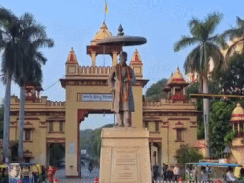 bhu-पीजी-में-एडमिशन-का-आखिरी-मौका-आज:1200-सीटें-अभी-भी-खाली,-सीटों-को-भरने-के-लिए-बदली-पॉलिसी
