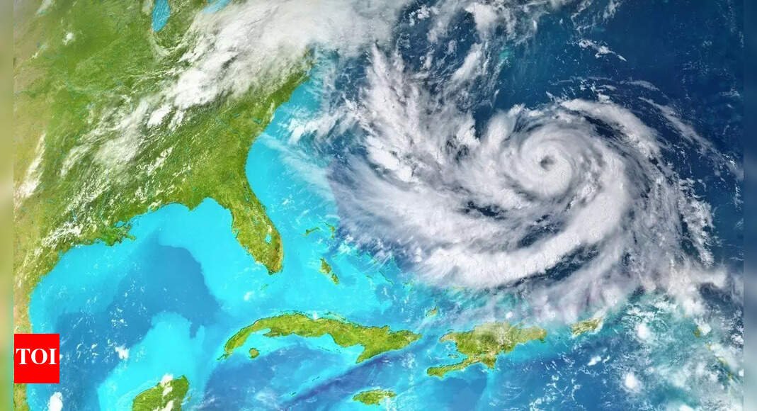 hurricane-erin-2025-intensifies-to-category-five-storm:-which-us-states-are-exposed-to-flooding-risk-(important-safety-tips-inside)