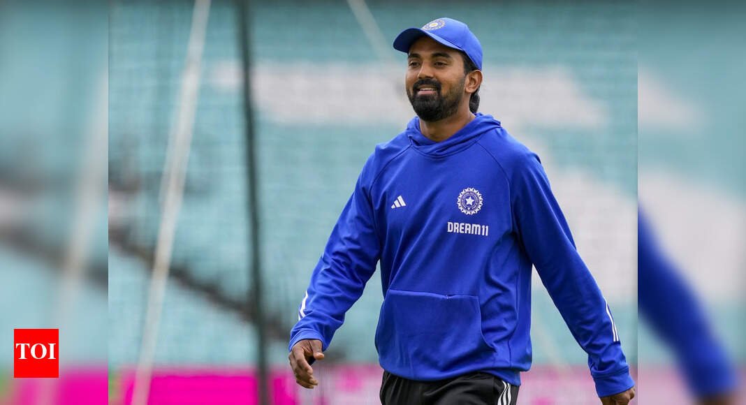 ‘his-legs-are-shackled’:-ex-india-batter-on-why-rahul-is-behind-in-asia-cup-race