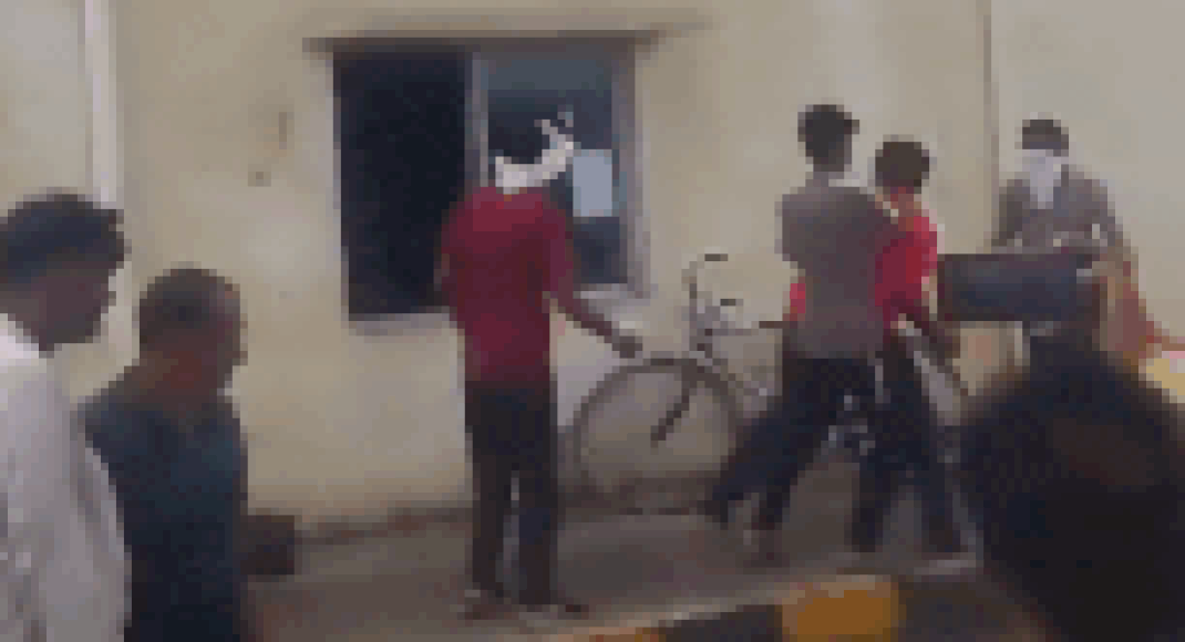 watch:-bhuni-toll-plaza-vandalised-following-assault-on-army-jawan
