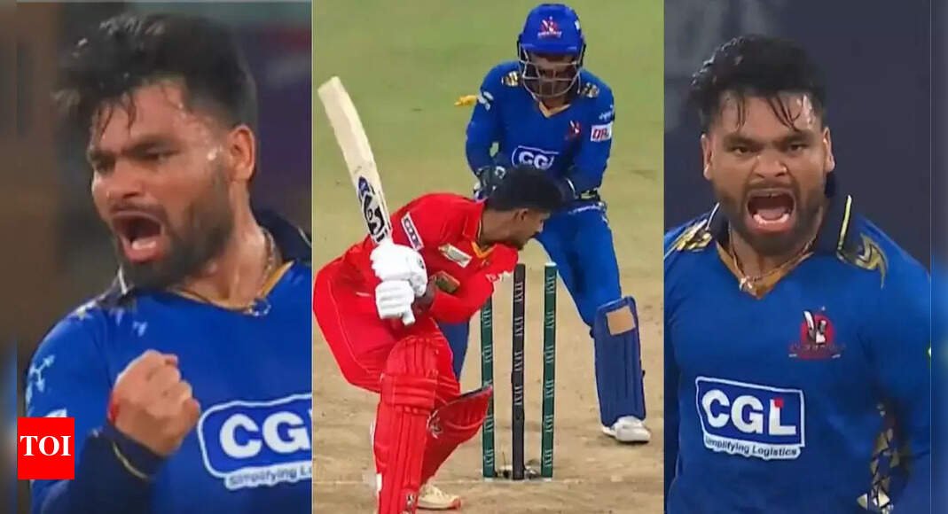 rinku-singh-roars-in-celebration-after-taking-first-ball-wicket-in-up-t20-–-watch