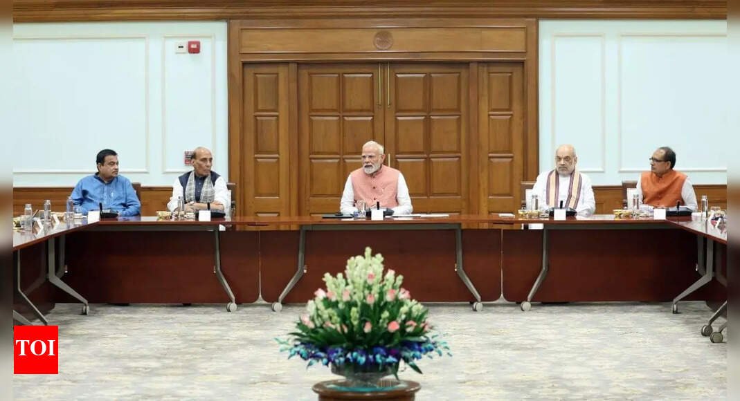 ‘committed-to-speedy-reforms’:-pm-modi-chairs-key-business-meet;-next-generation-gst-reforms-discussed