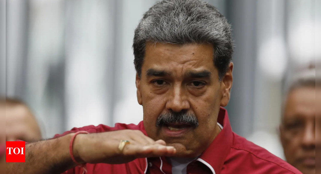 maduro-mobilises-4.5-million-militia:-defies-trump’s-$50m-bounty;-vows-rifles-for-venezuela-peasants