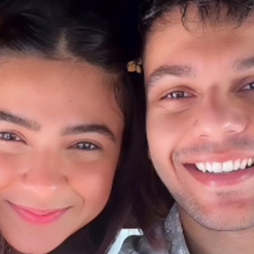 अपूर्वा-पर-एक्स-बॉयफ्रेंड-ने-लगाए-धोखा-देने-के-आरोप:कहा-अब-बकवास-की-तो-रसीदें-दिखा-दूंगा,-तुम-अपना-घर-कलेश-से-चलाओ,-झूठ-बोलना-बंद-करो