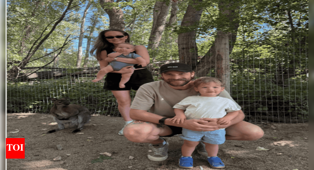 stuart-skinner’s-wife-chloe-shares-holiday-photos;-son-beau-holds-snake—see-pics