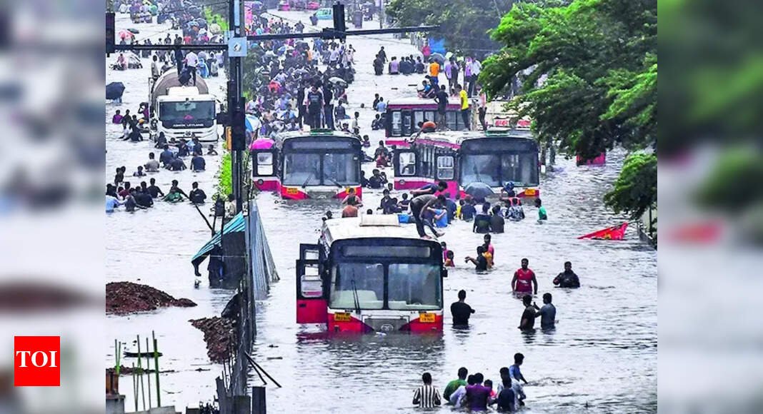 409mm-in-just-1.5-days:-mumbai-crippled;-1-dead,-400-evacuated