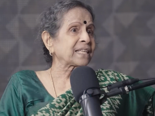 40-साल-से-अकेले-रह-रही-हैं-पवित्र-रिश्ता-एक्ट्रेस:उषा-नाडकर्णी-बोलीं-बेटा-मां-नहीं-मानता,-अब-अकेलेपन-की-आदत-हो-गई-है