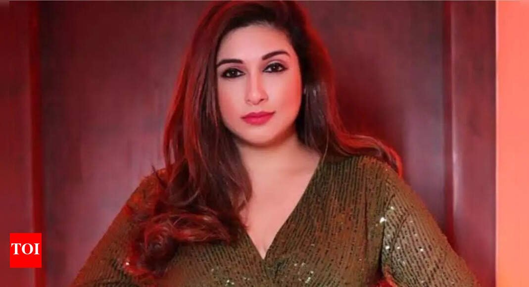 exclusive-–-bigg-boss-19:-vahbiz-dorabjee-to-be-a-part-of-the-reality-show?-actress-approached-for-the-season