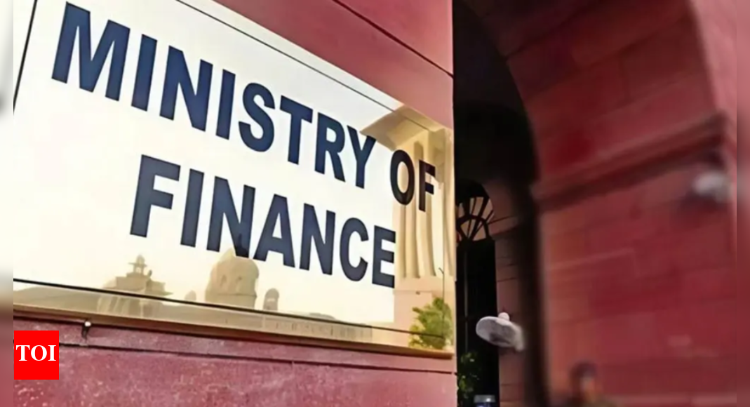 psb-earnings-review:-finmin-holds-q1-meeting-with-bank-chiefs;-sbi-leads-sector-with-rs-44,218-crore-profit
