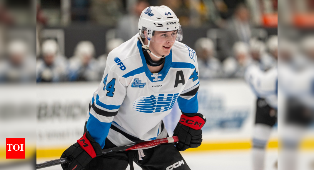 brady-martin-signs-a-three-year-entry-level-contract-with-the-nashville-predators