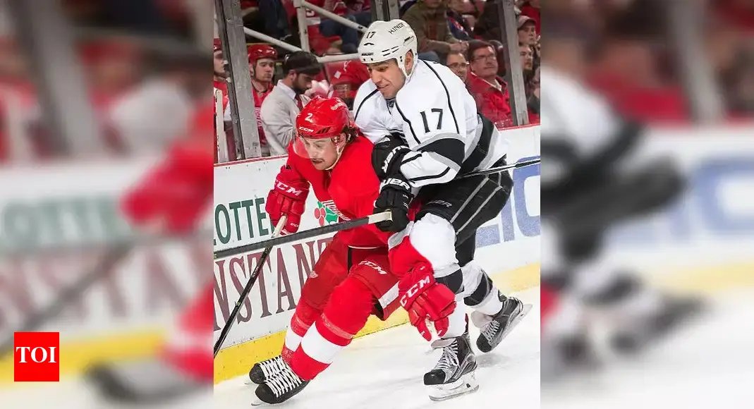 milan-lucic-and-brendan-smith-aim-for-nhl-comebacks-through-professional-tryout-offers
