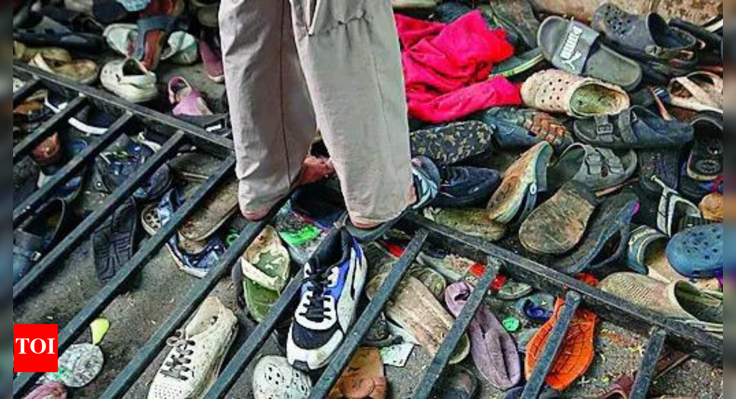 bengaluru-stampede-fallout:-karnataka-govt-moves-crowd-control-bill;-unpermitted-events-to-invite-3–7-years-jail,-fines-up-to-rs-1-lakh