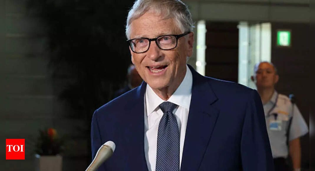 bill-gates’-salary-negotiation-strategy:-a-smart-way-to-finally-get-that-raise