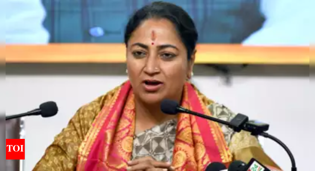 delhi-cm-attacked:-rekha-gupta’s-security-under-review;-z+-asl-cover-likely