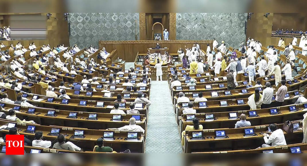 pm-modi-rahul-gandhi-faceoff,-jagdeep-dhankar’s-resignation-&-more:-parliament-monsoon-session-concludes;-key-highlights