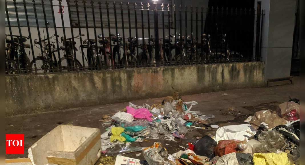 madhya-pradesh:-43-voter-ids,-some-burnt,-found-outside-union-minister-virendra-kumar’s-bungalow-in-tikamgarh;-collector-orders-probe