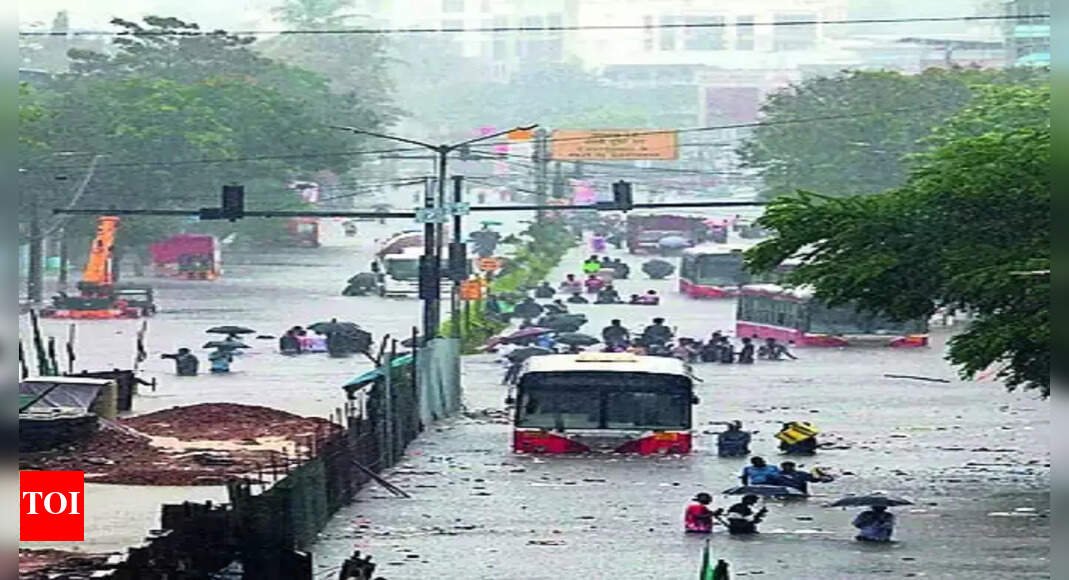 mumbai-university-reschedules-exams-amid-heavy-rains:-check-revised-schedule-here