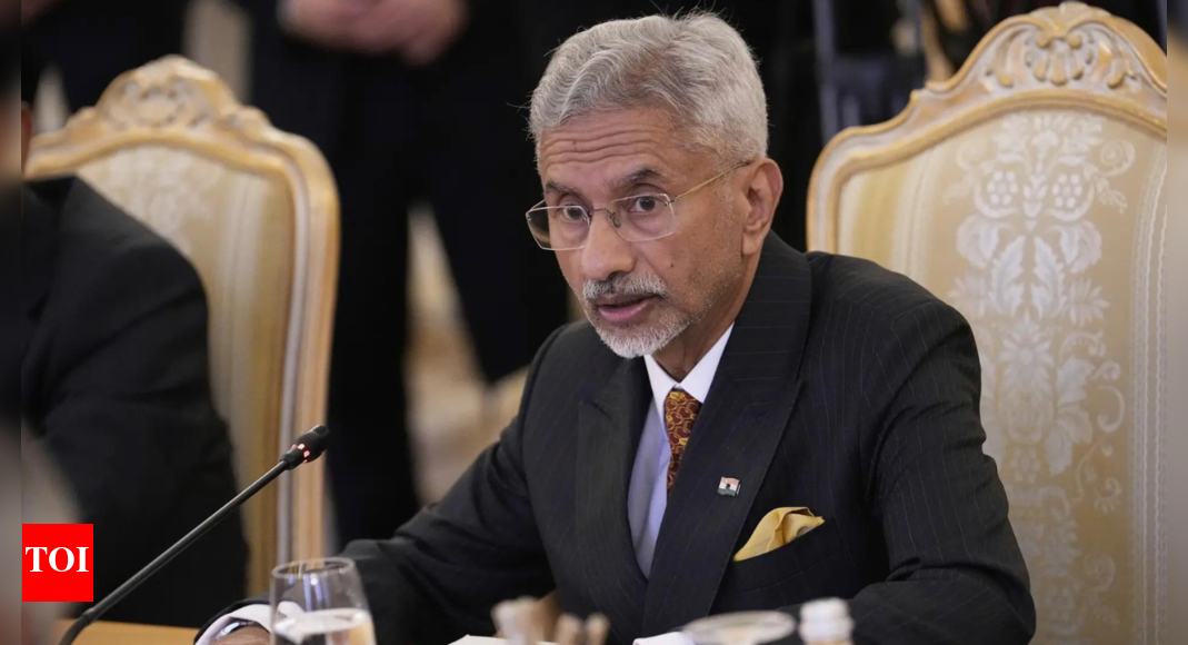 ‘perplexed’:-eam-jaishankar-slams-us,-eu-hypocrisy-over-russia-trade