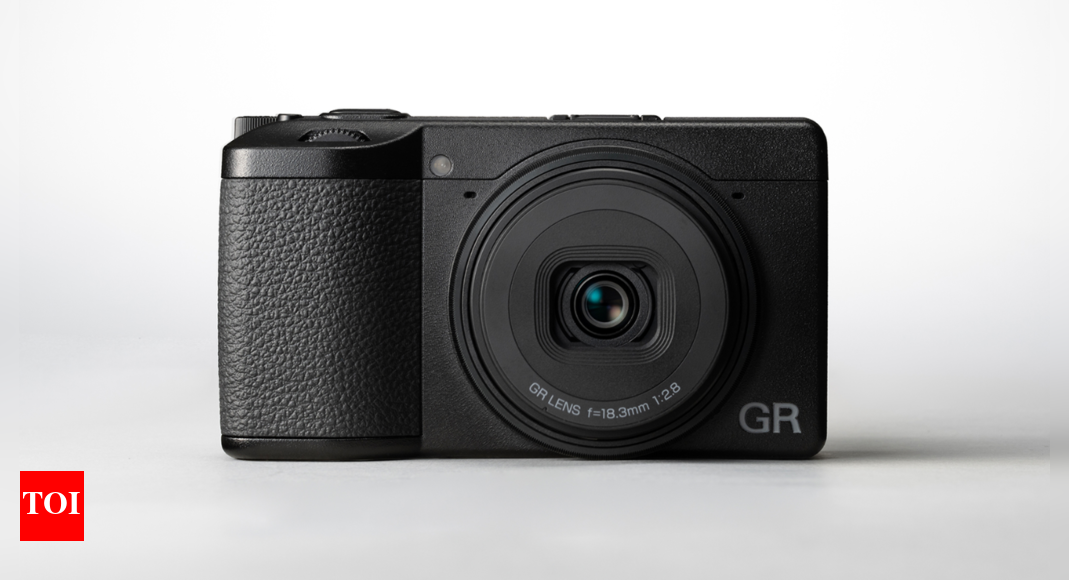 ricoh-gr-iv-is-finally-here,-but-your-wallet-probably-won’t-like-it