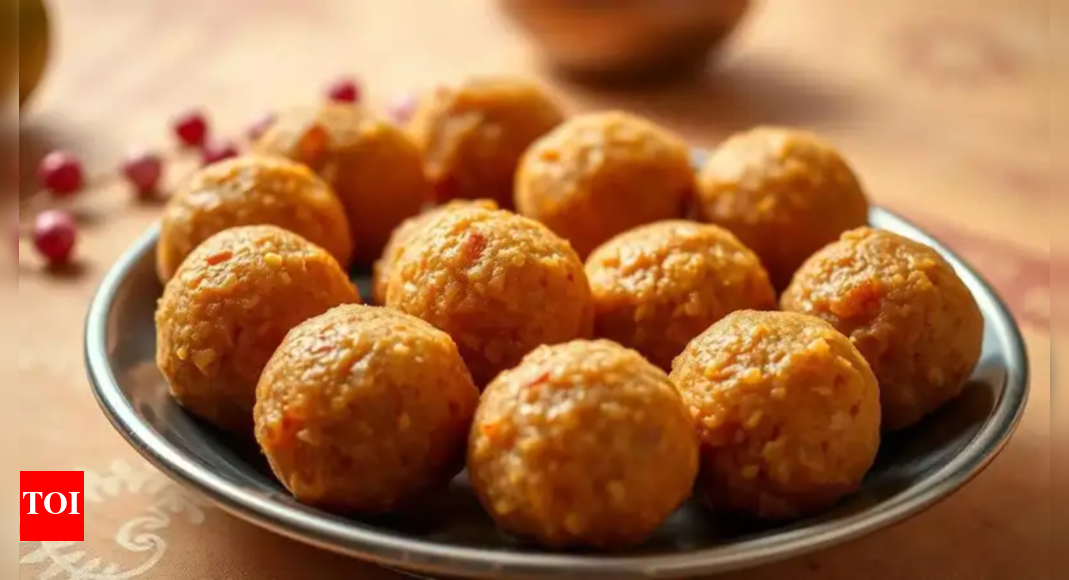 madhya-pradesh:-man-complains-to-cm-helpline-after-getting-1-laddoo-instead-of-2-at-independence-day-event;-officials-say-he-has-filed-107-such-grievances