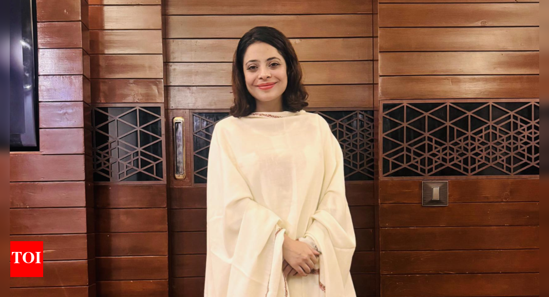 national-conference-spokesperson-causes-stir-with-photo-‘diktat’
