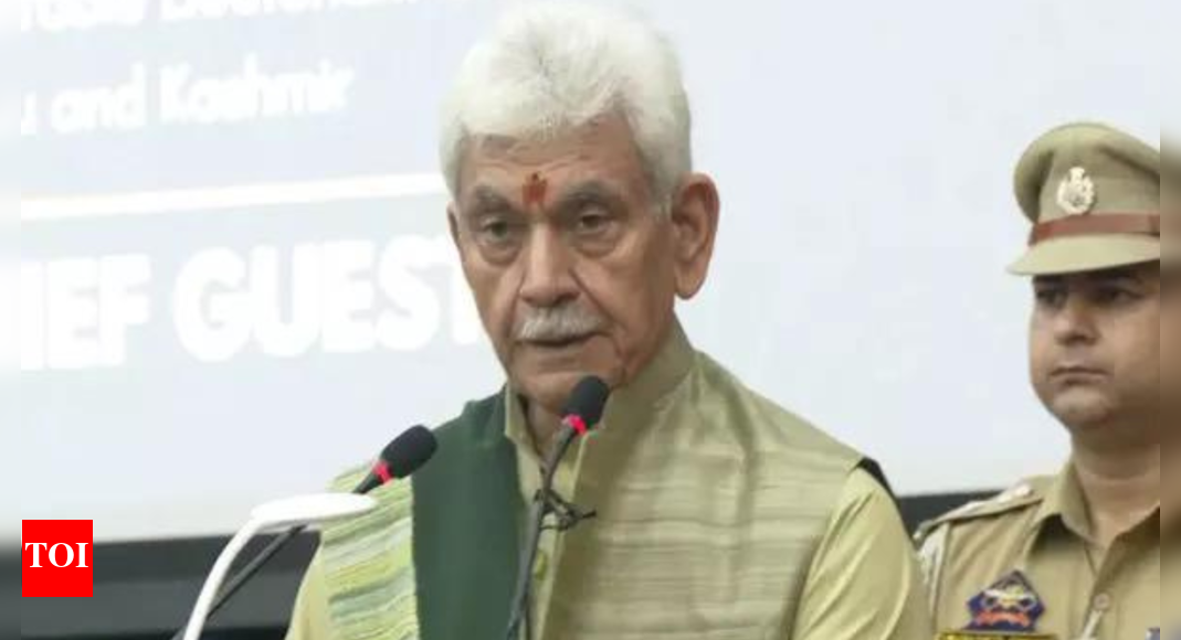 2-j&k-staff-sacked-over-terror-links