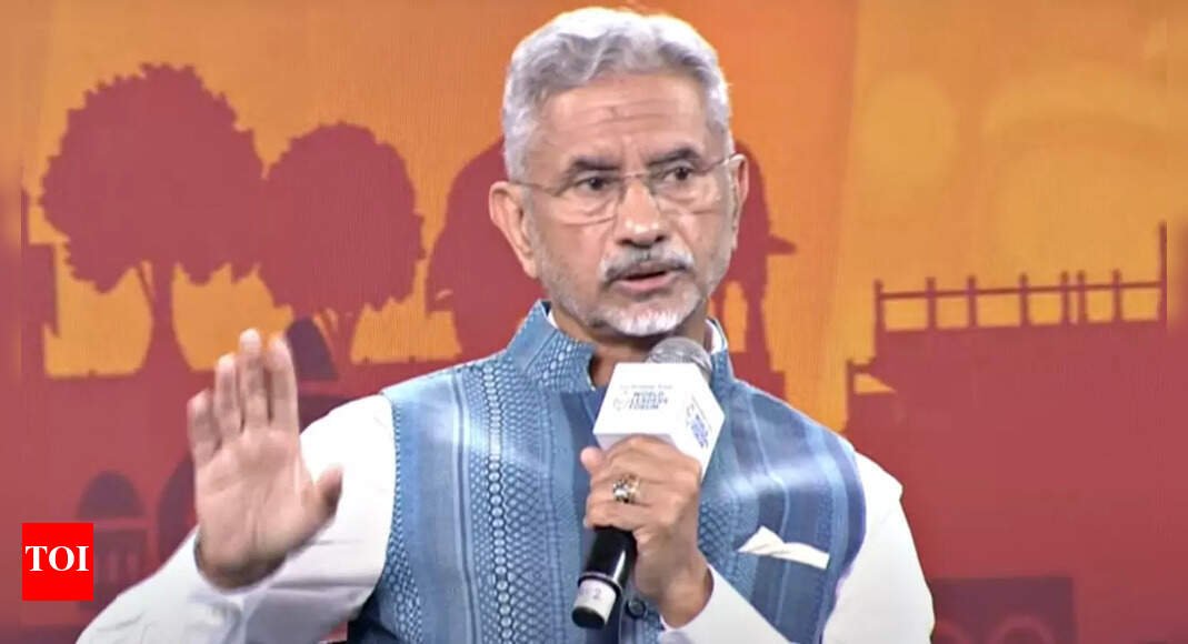 ‘don’t-make-it-a-causality’:-jaishankar-on-india-china-relations;-says-ties-not-dependent-on-us