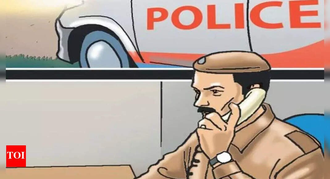 man-tries-to-stop-drunk-neighbour-from-jumping-into-well-near-tirupur;-both-drown