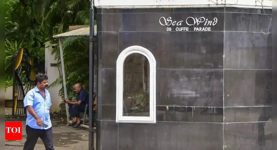 cbi-searches-home-of-anil-ambani,-rcom-premises