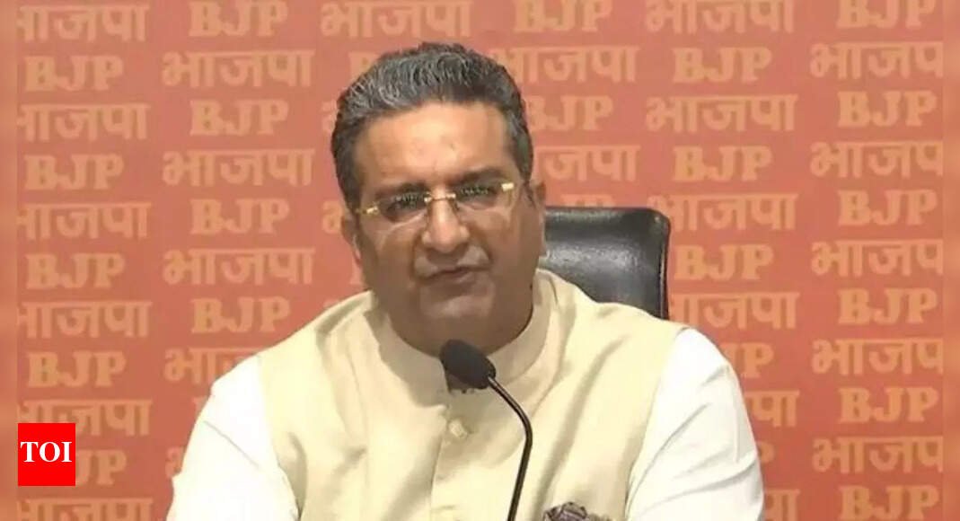 bjp-points-at-ex-mp’s-claim,-alleges-‘congress-suppressed-freedom-of-expression’