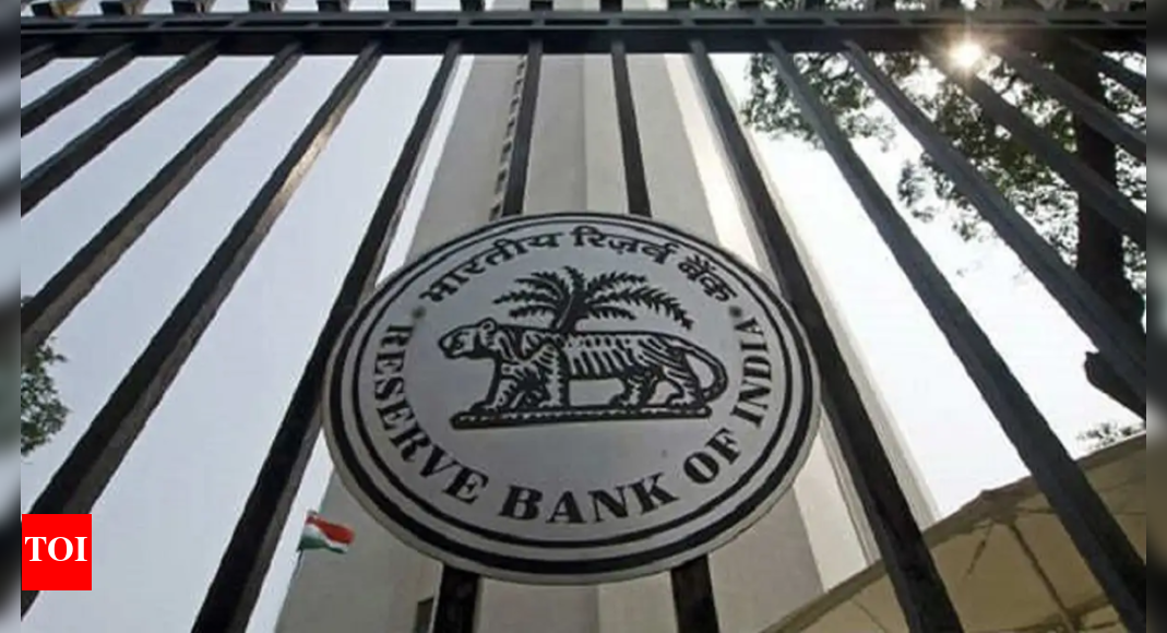 rbi-oks-smbc-buying-25%-stake-in-yes-bank
