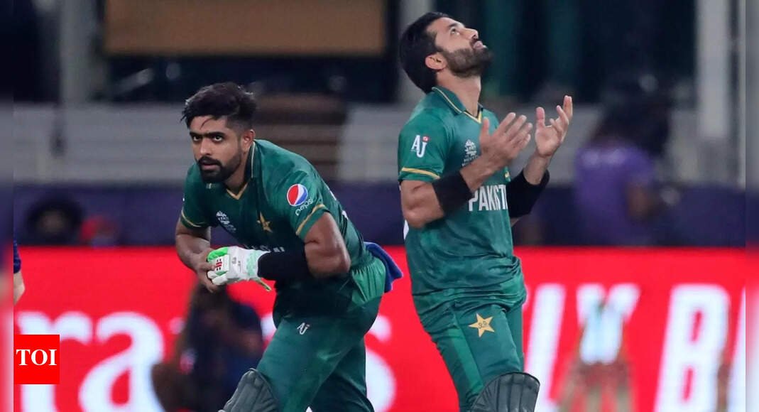 pak-chief-breaks-silence-on-babar,-rizwan-snub-–-‘don’t-have-even-1%-role’
