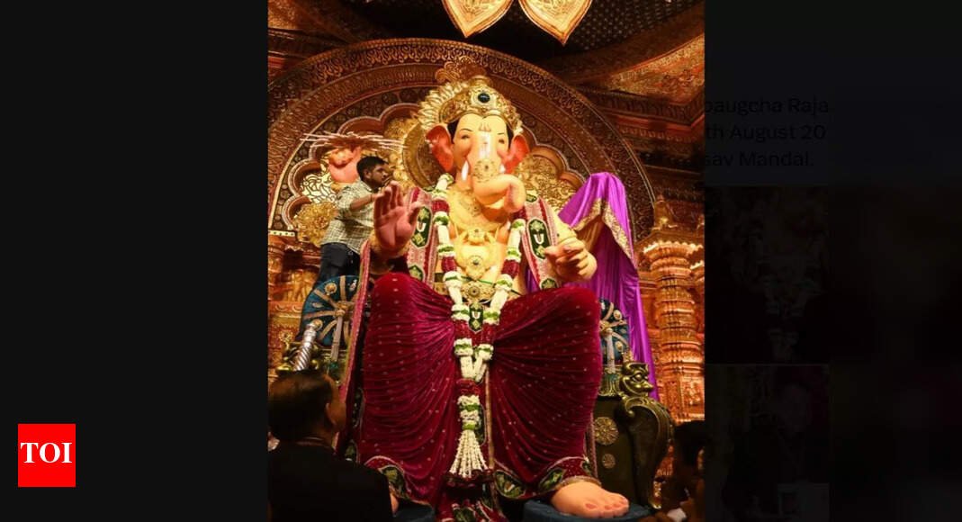 purple-dhoti,-golden-throne:-lalbaugcha-raja-2025’s-grand-reveal-ahead-of-ganesh-chaturthi-will-leave-you-awestruck!