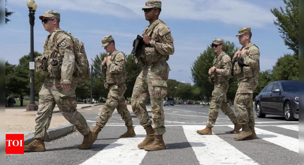 national-guard-in-dc:-donald-trump’s-crackdown-escalates;-troops-begin-carrying-weapons