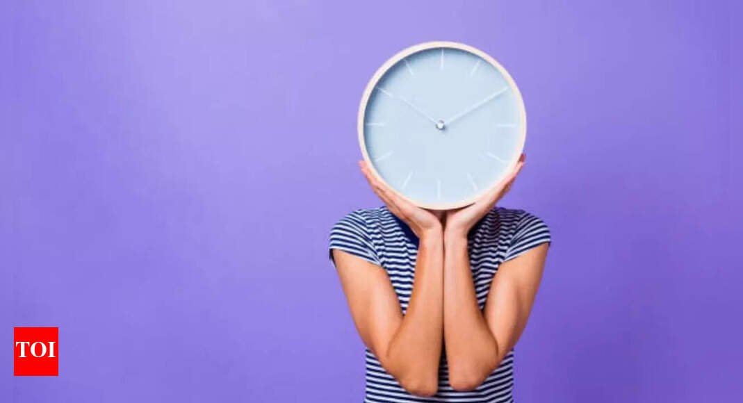 this-easy-clock-trick-makes-one-more-productive!-here’s-how