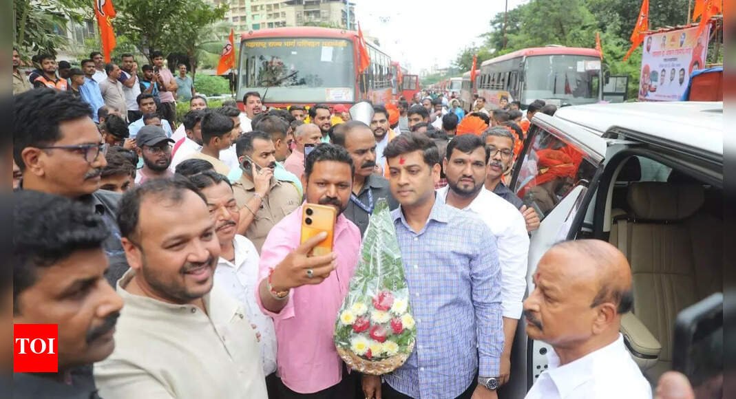 shiv-sena-facilitates-713-free-buses-in-kalyan-loksabha-for-devotees-traveling-home-for-ganeshotsav-in-konkan,-465-buses-departed-on-sunday