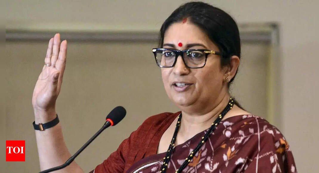 ‘thoroughly-misconceived’:-delhi-hc-sets-aside-cic-order-on-smriti-irani’s-degree
