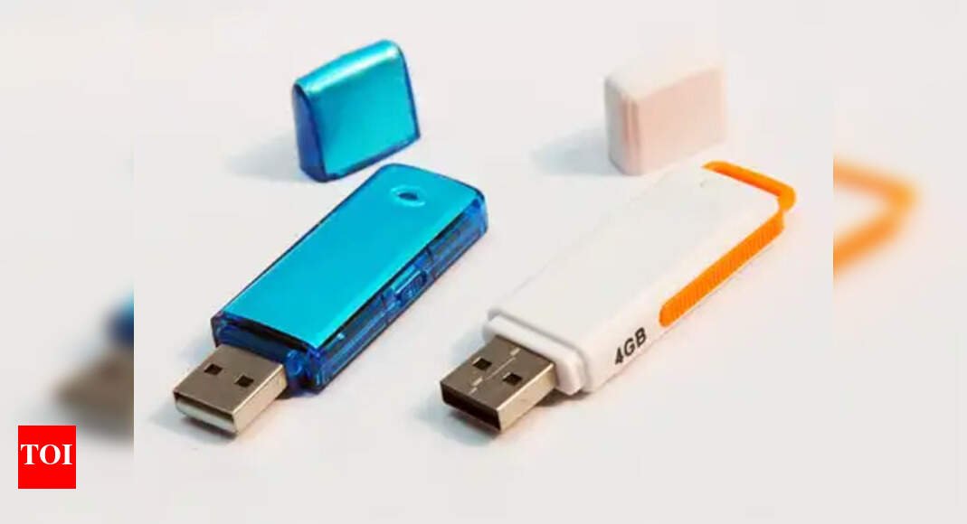 j&k-bans-pen-drives-on-official-devices,-whatsapp-&-pdf-apps-to-process-official-information