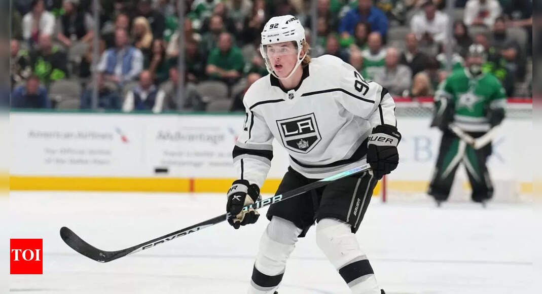 nhl-trade-rumors:-la-kings-face-critical-choice-as-rising-star-brandt-clarke-linked-to-trade-buzz
