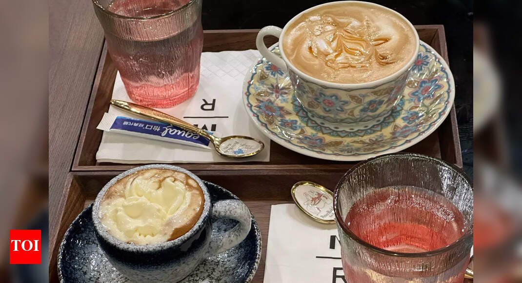 north-korea’s-glossy-new-surface:-apps,-beaches-and-a-fake-starbucks