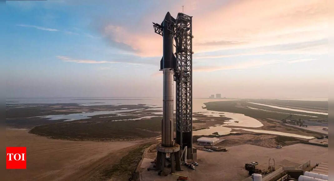spacex-delays-10th-starship-launch-for-second-time-due-to-cloudy-weather