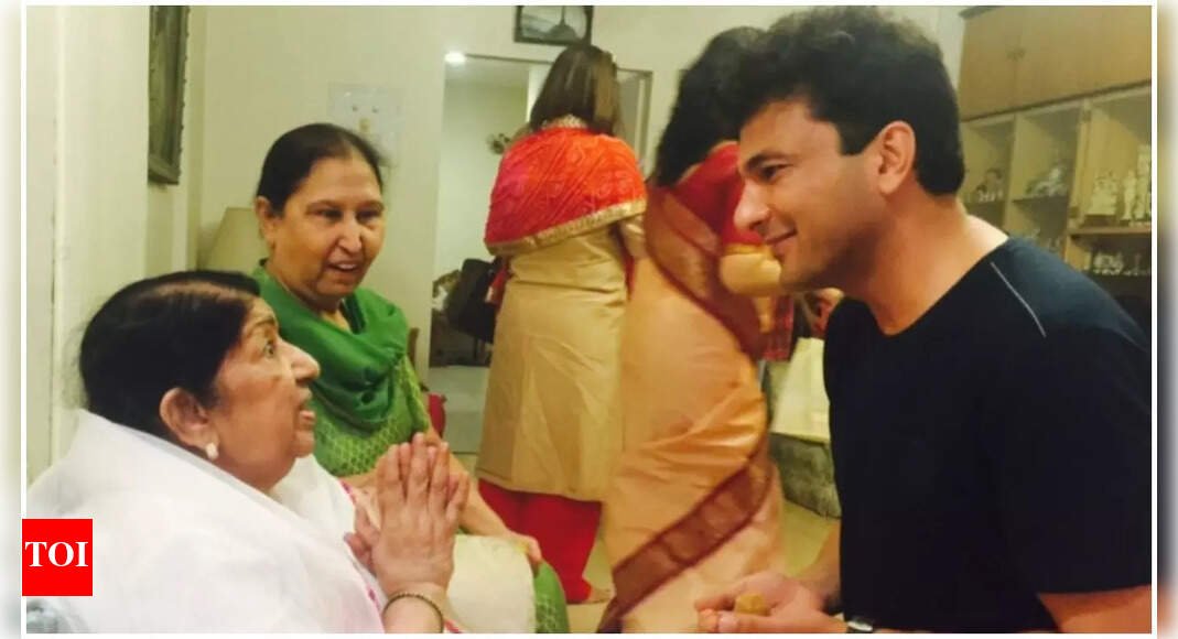 vikas-khanna-reveals-meeting-late-legendary-singer-lata-mangeshkar-on-ganesh-chaturthi-and-his-promise-to-her:-‘i-would-fly-to-india-just-to…’