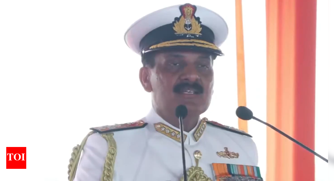‘if-need-arises-…-‘:-navy-chief-on-‘opening’-against-pak-if-op-sindoor-resumes