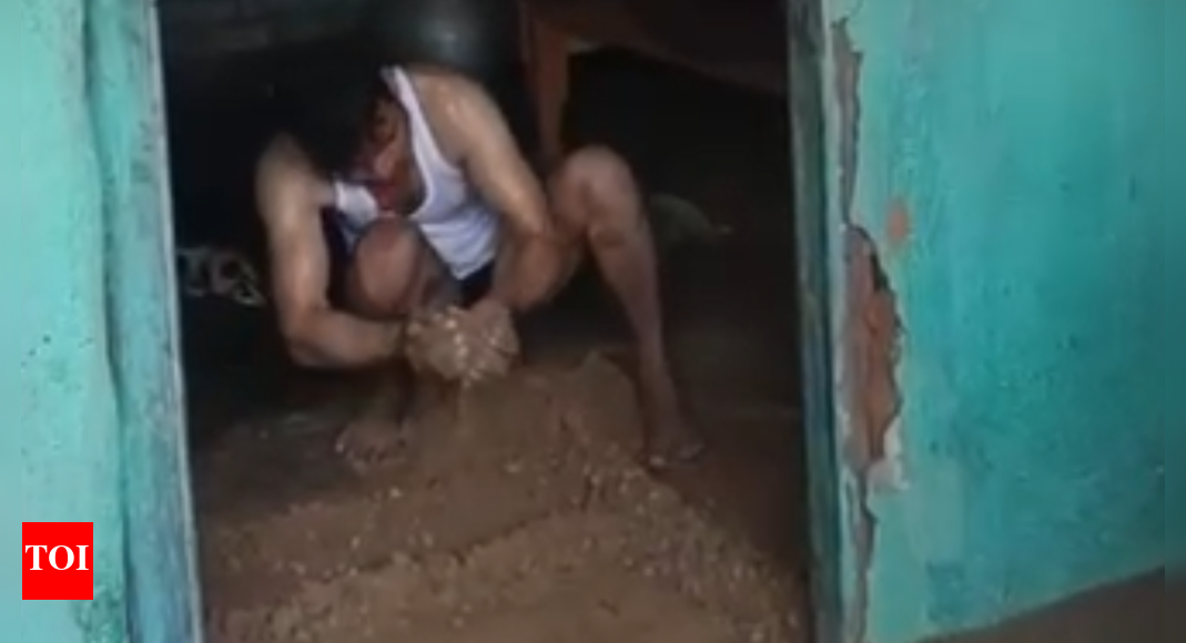 chhattisgarh-shocker:-man-butchers-mother;-sits-near-body-singing