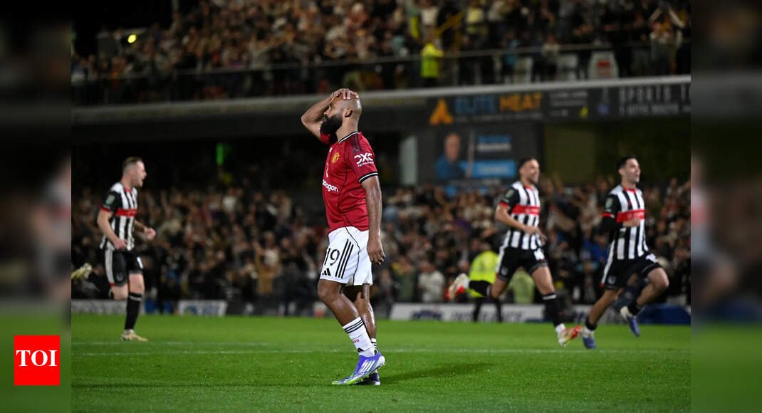 26-penalties!-league-cup-shocker-as-fourth-tier-grimsby-stun-man-united