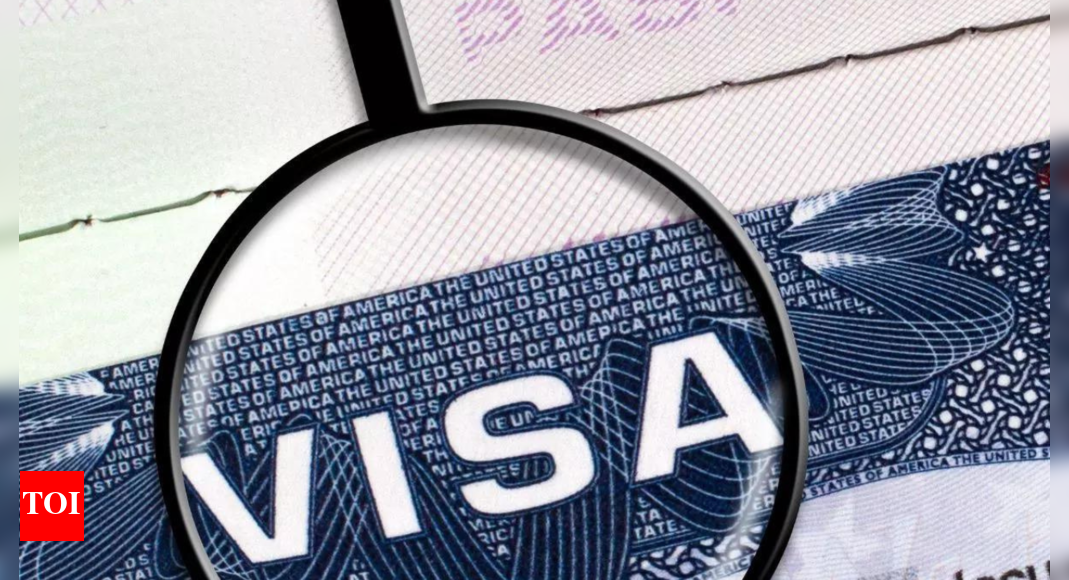 ‘no-longer-than-four-years’:-us-plans-visa-curbs-for-foreign-students,-professors-—-what’s-changing
