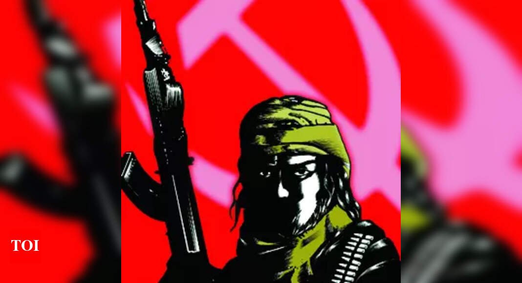 maoists-kill-shikshadoot-in-front-of-family-members-in-bastar’s-sukma-district
