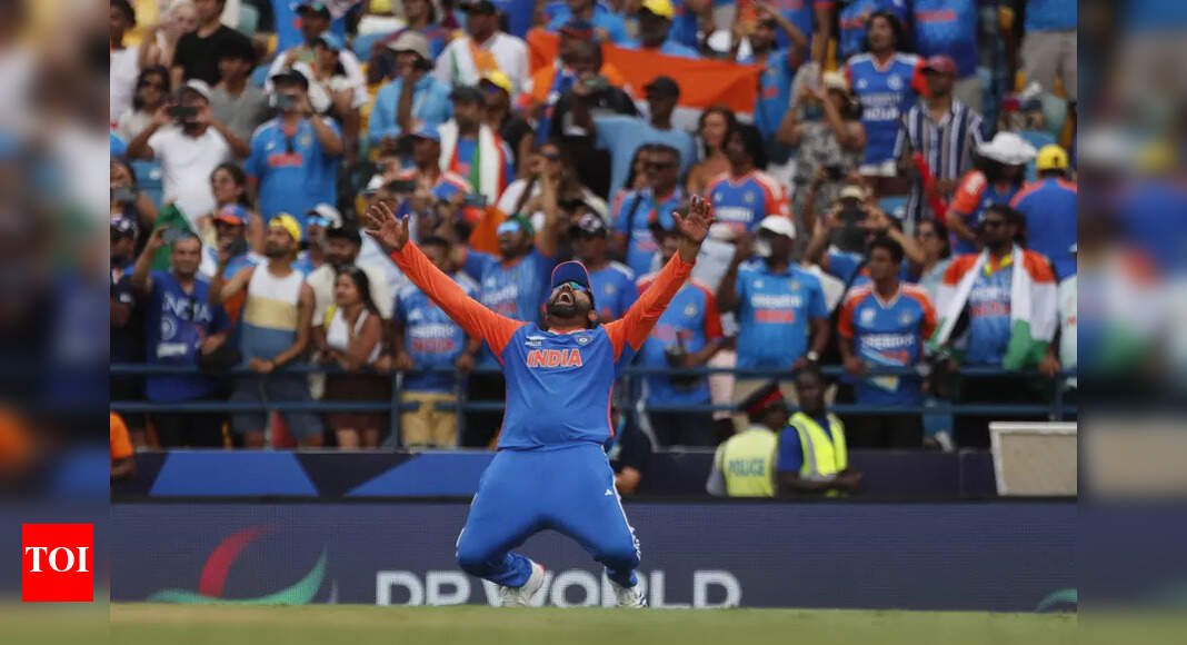 ‘a-dream-run-to-remember’-–-rohit-recalls-unbeaten-streak-in-t20-wc,-hails-team’s-desperation